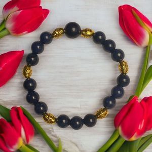 Jade and Lapis Lazuli Gemstone Bracelet.